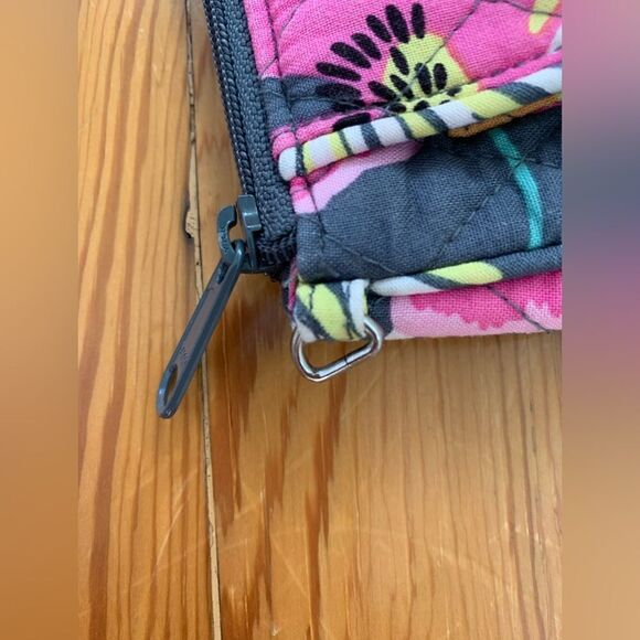 Vera Bradley Bag - Picture 3 of 7
